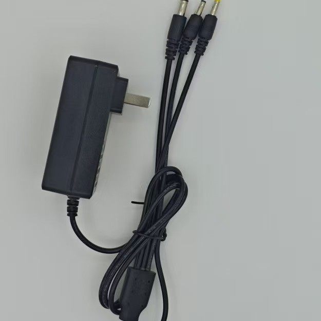 适用maIata万利达PC-81006 M-Book笔记本电脑DC12V3A电源线充电器