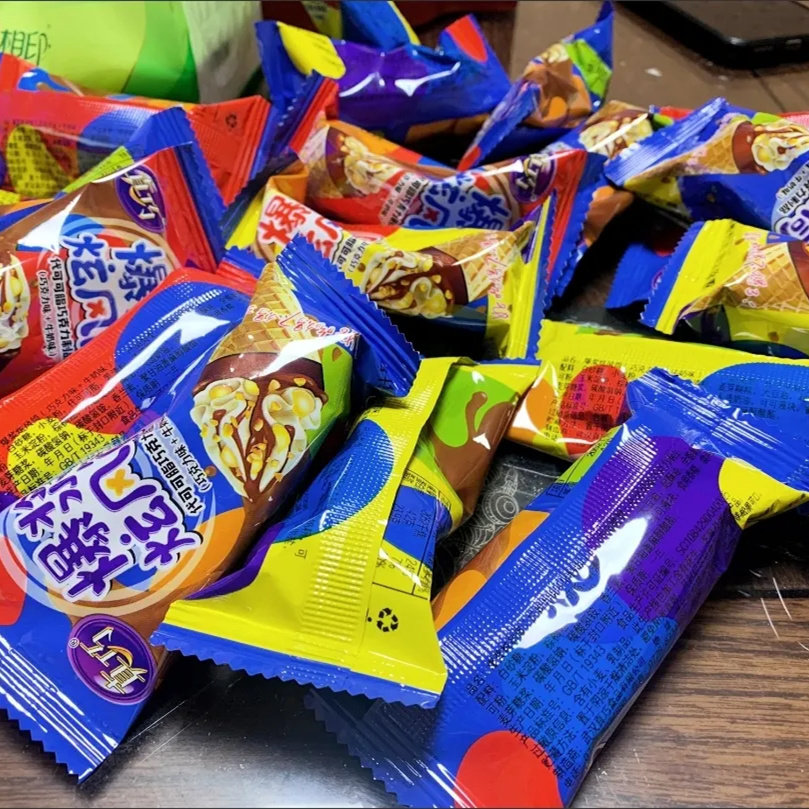 真巧巧克力蛋卷脆筒夹心爆浆脆筒饼干冰淇淋甜筒小孩儿童零食休闲