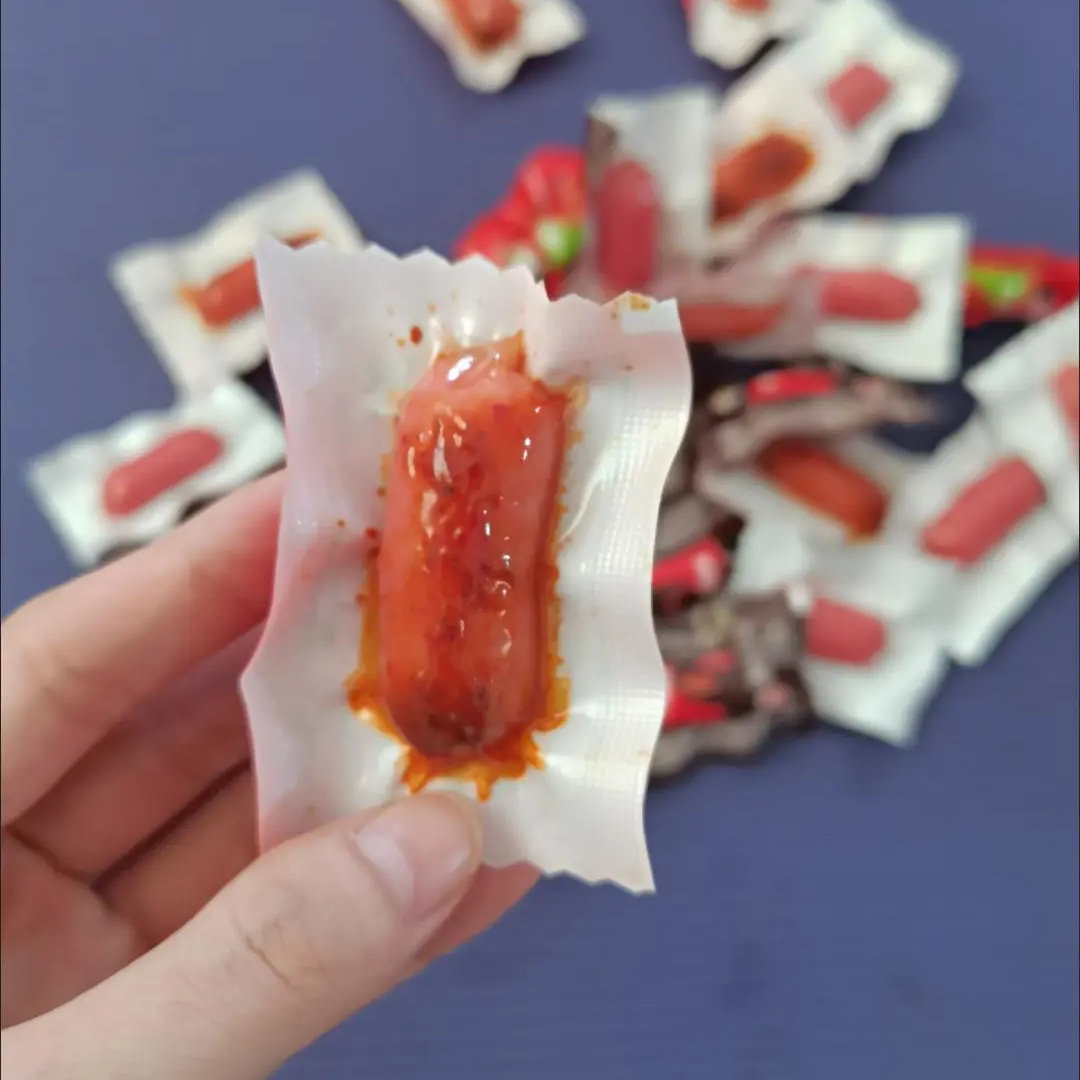 口水娃子弹肠零食热狗肠迷你火腿肠零食品