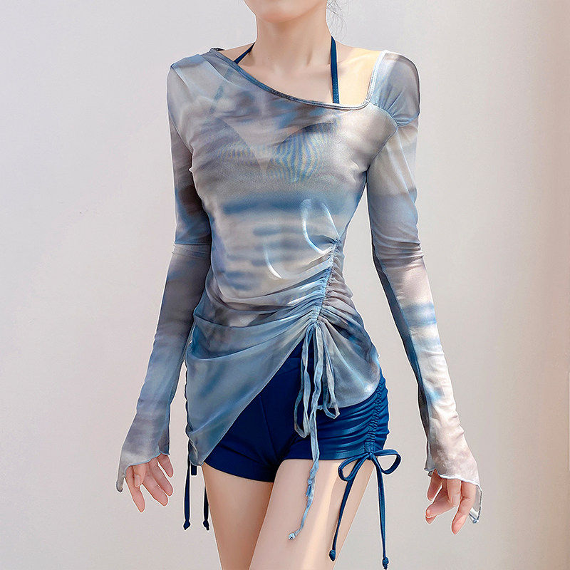 2025新款分体比基尼三件套泳衣女高级感罩衫超仙纯欲风泡温泉长袖