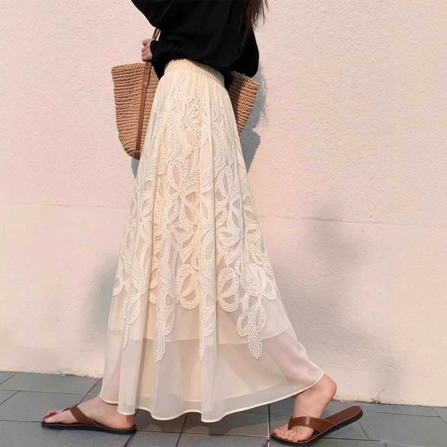 现货 小个子温柔风高腰显瘦A字裙梨型身材遮胯白色半身裙女春季