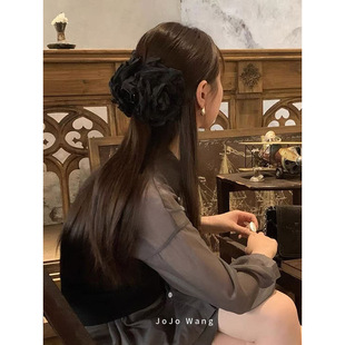 黑系大丽花的杀伤力！超飒花朵抓夹发抓高级发夹韩国发饰头饰