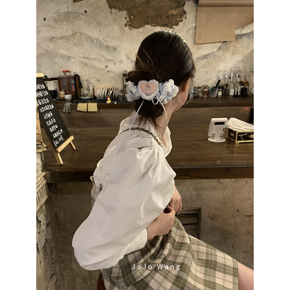 卡哇伊一下~BB蓝气质大肠发圈女