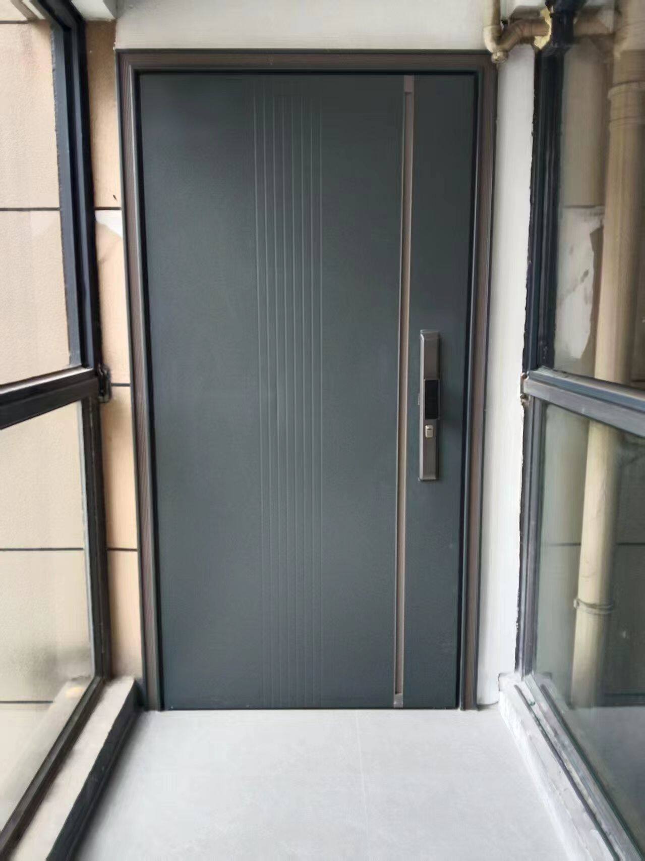防盗门只卖宁波本地，同城送货上门包安装。