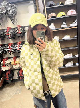 Vans棋盘格女士外套棉衣夹克