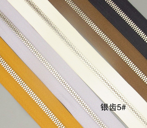 YKKExcella码装玉米牙金属拉链