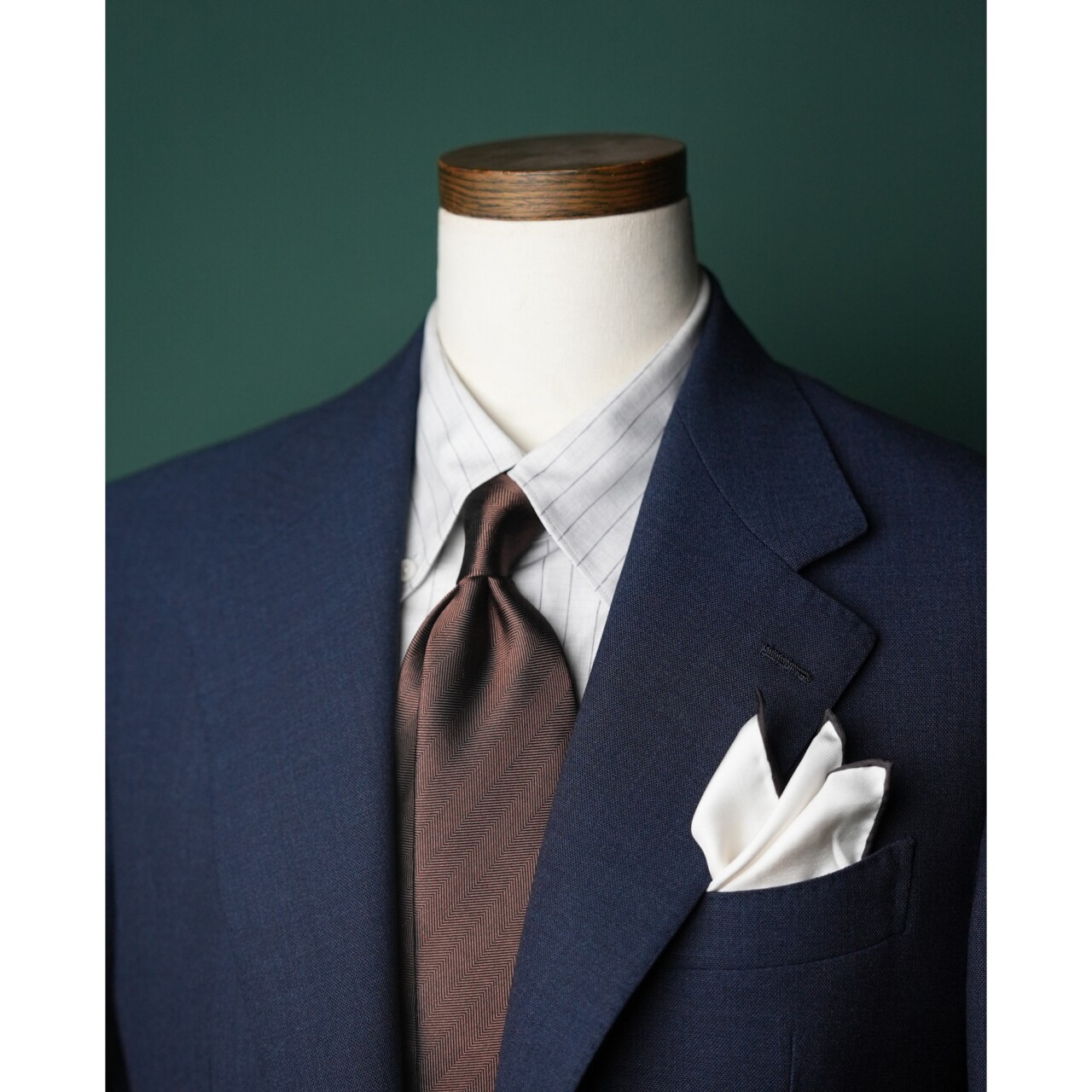 ilLupo 棕色/香槟银色纯色暗纹手工半内衬三褶意式桑蚕丝提花领带