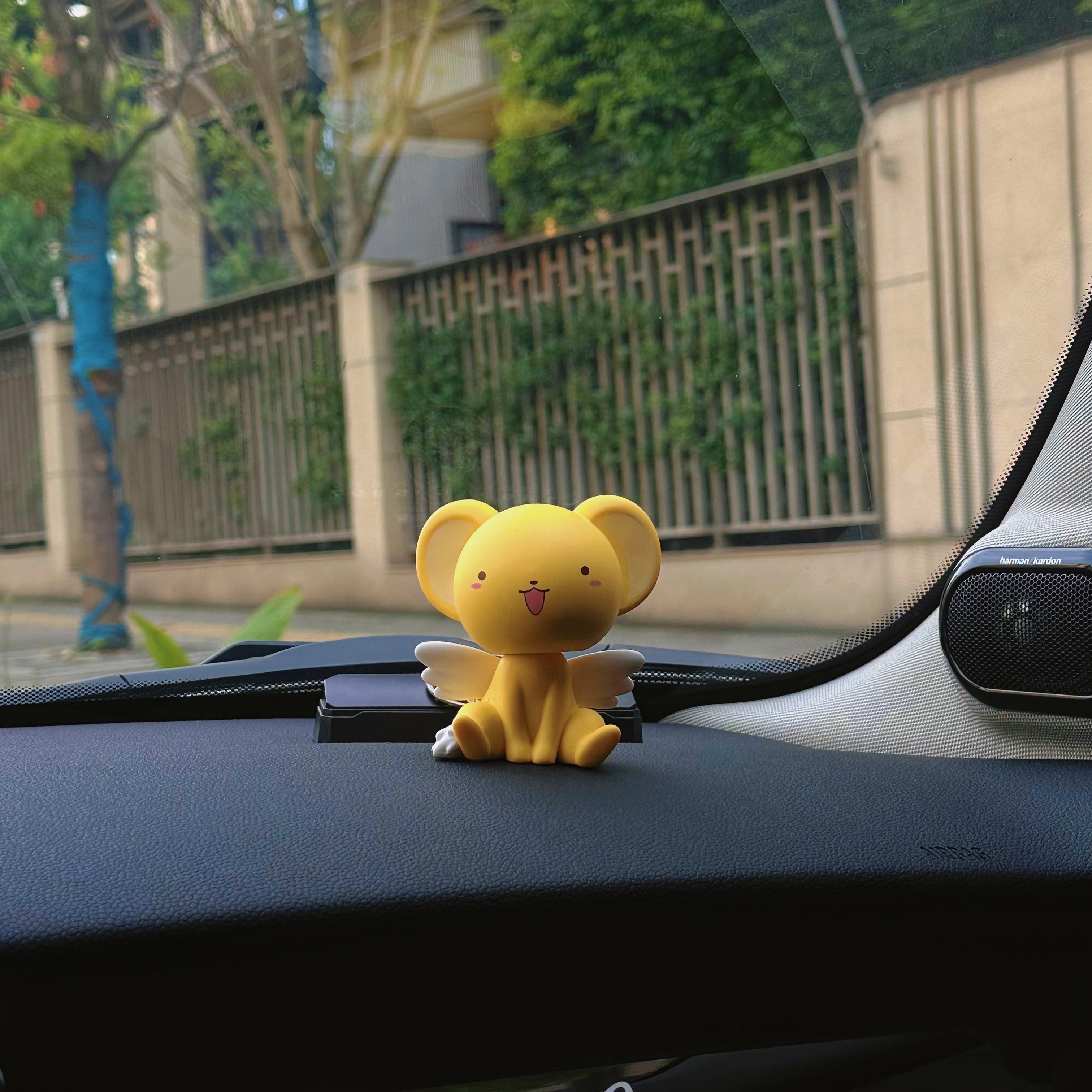 宝马mini小可百变小樱汽车摆件