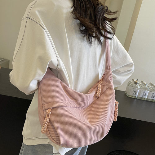 斜挎包女日系原宿ins饺子包百搭大容量简约文艺学生上课包单肩包