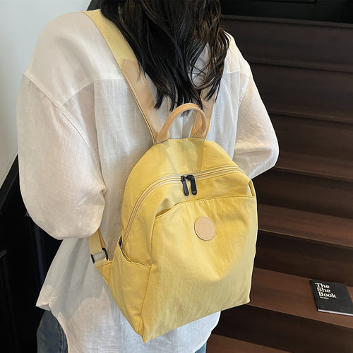 日系ins迷你双肩包女2026新款妈咪包百搭轻便旅行背包小型通勤包