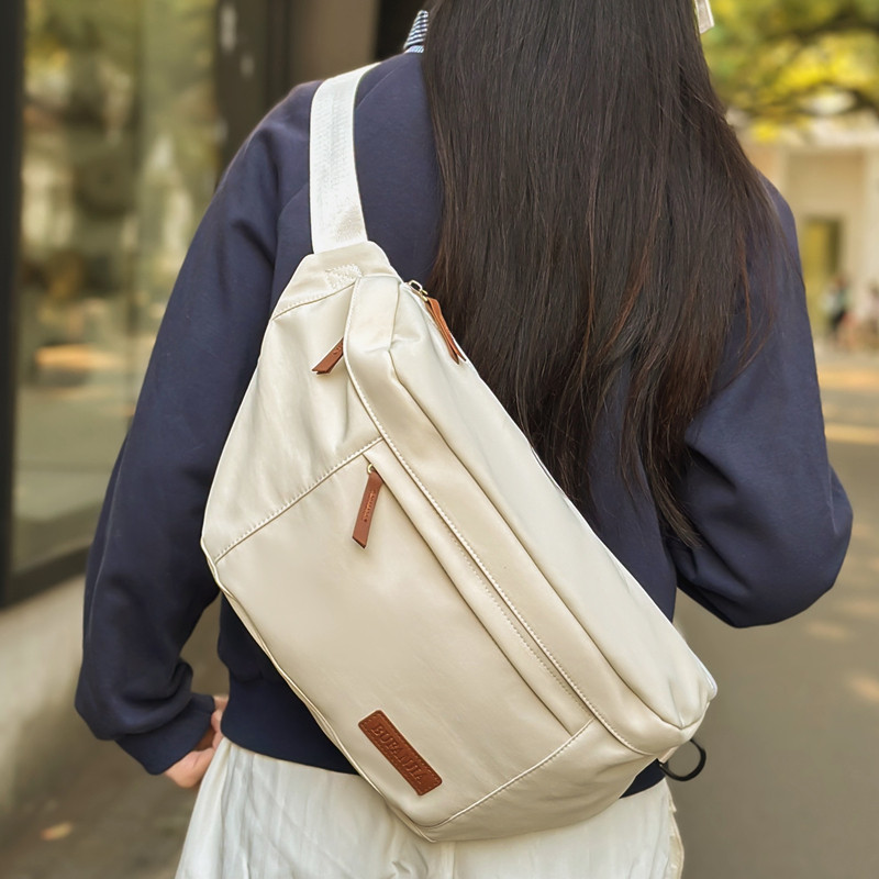 新款潮防水胸包男生纯色百搭大容量单肩挎包学生斜挎包ins腰包女