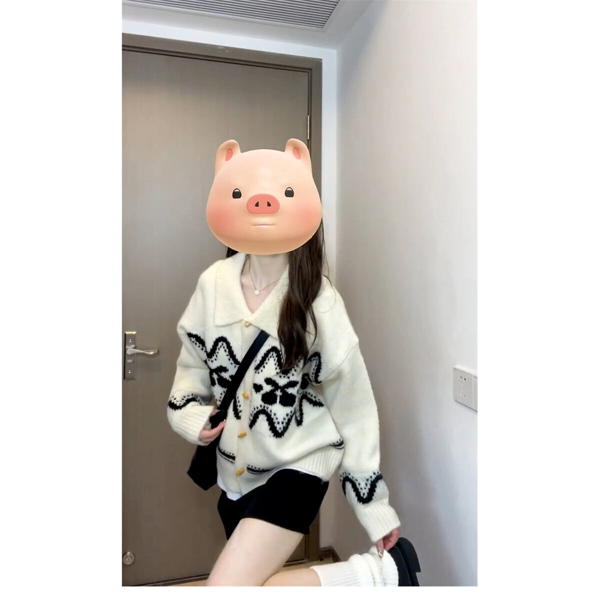 时尚宽松白色百搭慵懒风洋气网红开衫针织毛衣女款 2025 早春季新