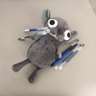 ins新款变种吉娃娃笔袋可爱玩偶高颜值文具盒收纳袋大容量铅笔盒