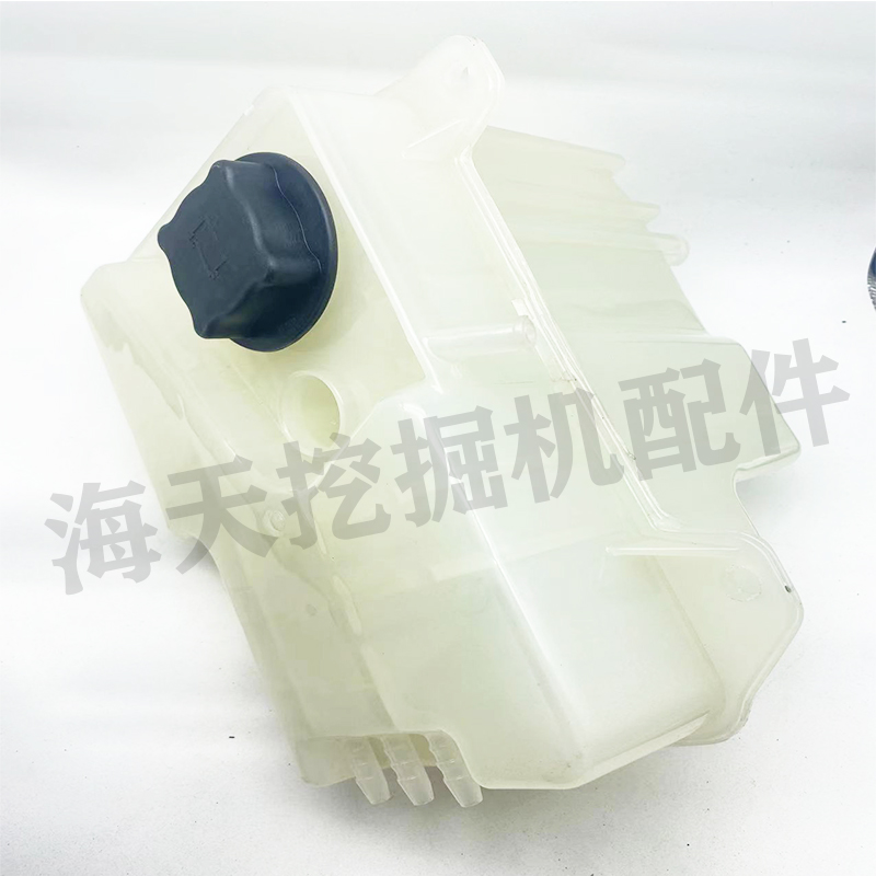 沃尔沃140D冷却水箱副水箱保一年