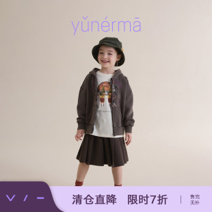 宝宝复古卡通印花薄绒卫衣开衫允儿妈女童新款加厚外套保暖上衣潮