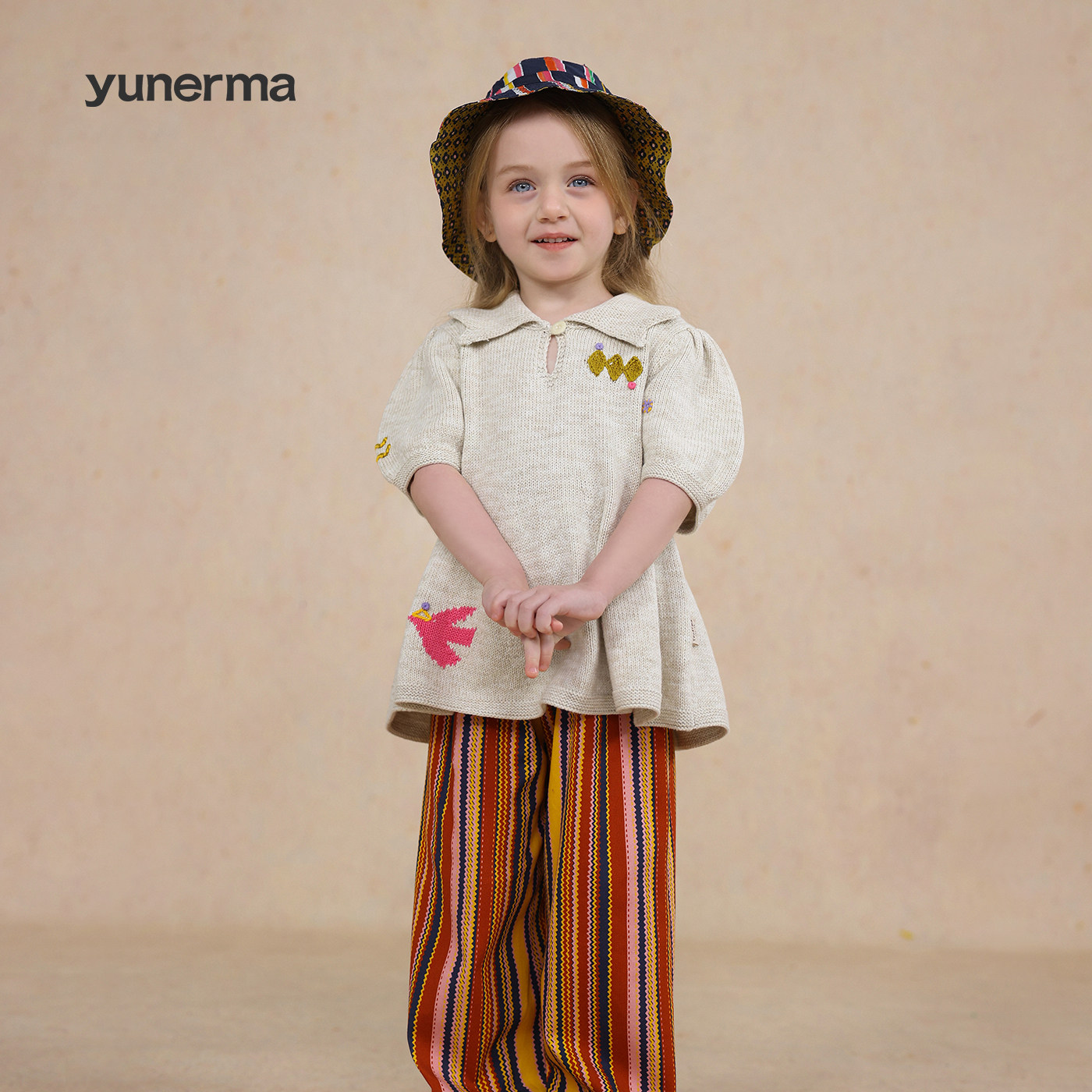 允儿妈女童手绣可爱泡泡袖针织衫