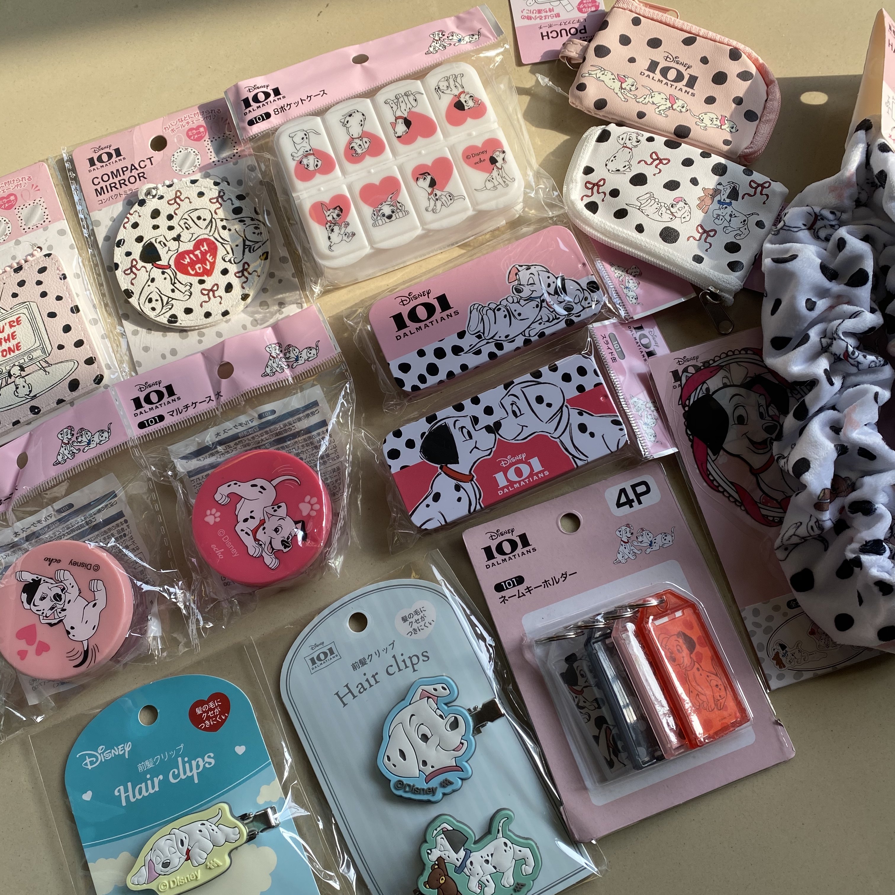 208现货日本101忠狗斑点狗限定贴纸小铁盒树脂杯垫无痕夹收纳盒,模玩/动漫/周边/娃圈三坑/桌游,文化/体育周边,淘宝优惠券,粉丝福利购,淘宝优惠卷