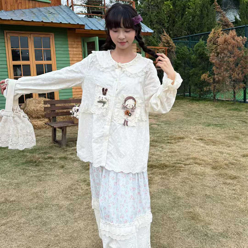 日系可爱少女娃娃刺绣贴布减龄春季蕾丝娃娃领长袖衬衫宽松上衣