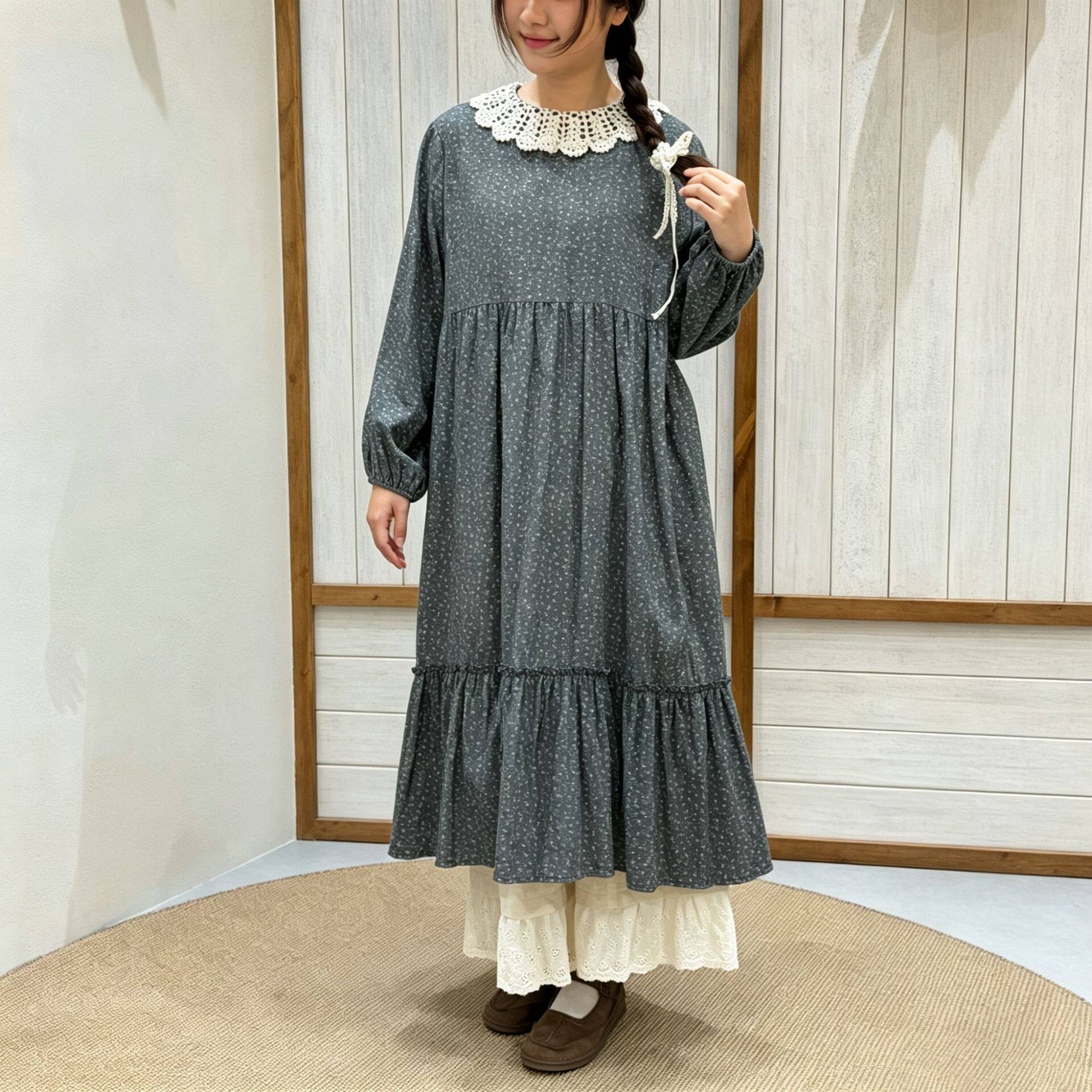 秋季新款文艺复古森女系碎花磨毛花边领连衣裙宽松显瘦百搭长裙女