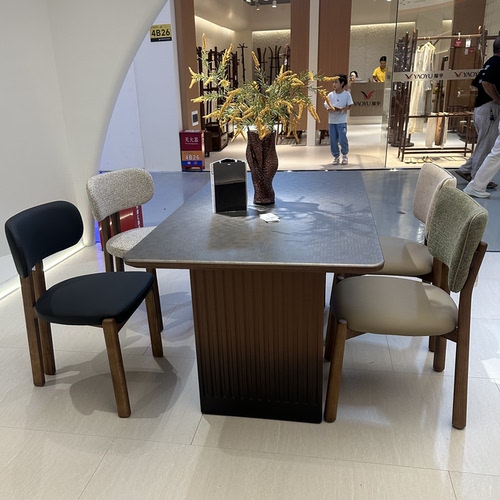 意式极简岩板长餐桌椅组合现代简约轻奢高端中古风西餐桌长桌家用