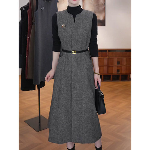 轻奢洋气潮流百搭打底衫背心裙2025冬季新款时尚名媛收腰显瘦裙子