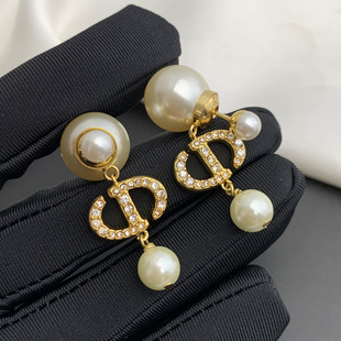 奥米迪奥CD镶钻流苏长款珍珠耳钉小众设计高级感耳环韦雪同款耳饰