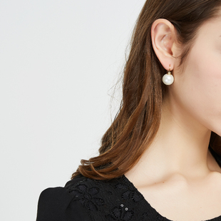 奥米迪奥珍珠耳钉女设计感小众耳环气质韩国个性简约百搭耳饰耳坠