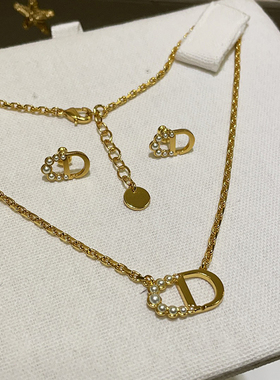 奥米迪奥C字母D珍珠不对称项链女高级感时尚气质颈链百搭锁骨链