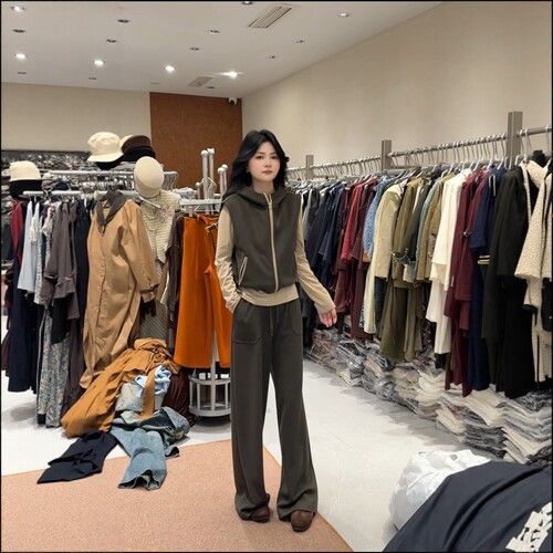 秋季V+.COM女T恤卫衣三件套