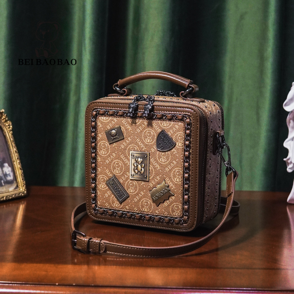 北包包气质简约时尚方包