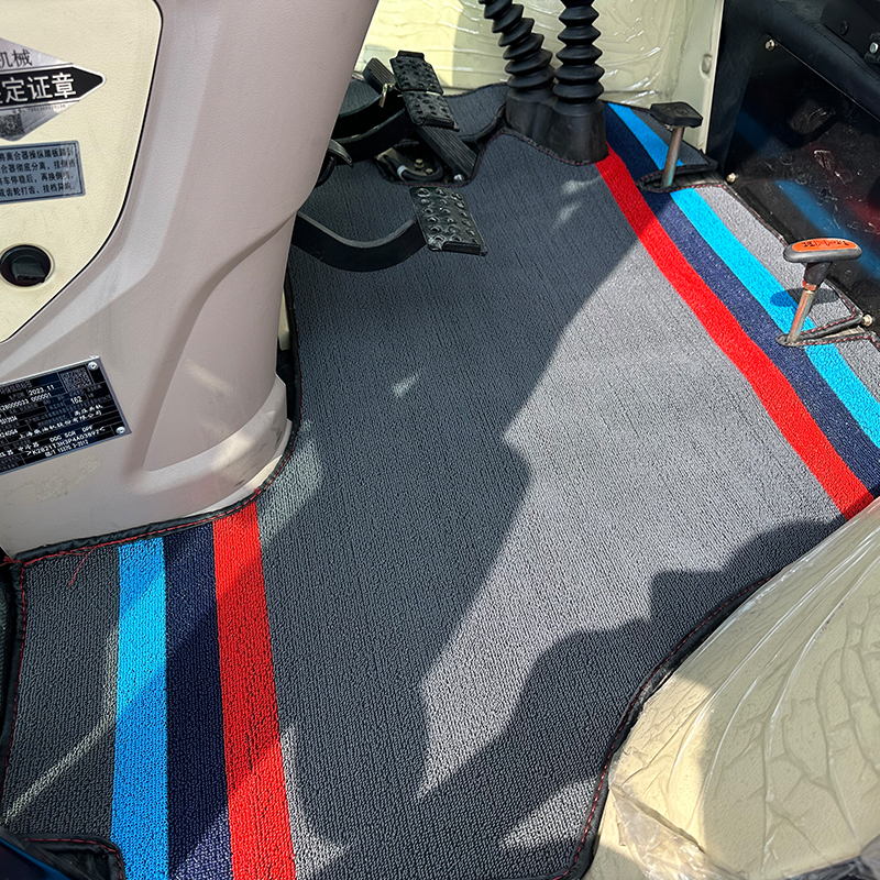 雷沃皮革全包雷沃拖拉机脚垫