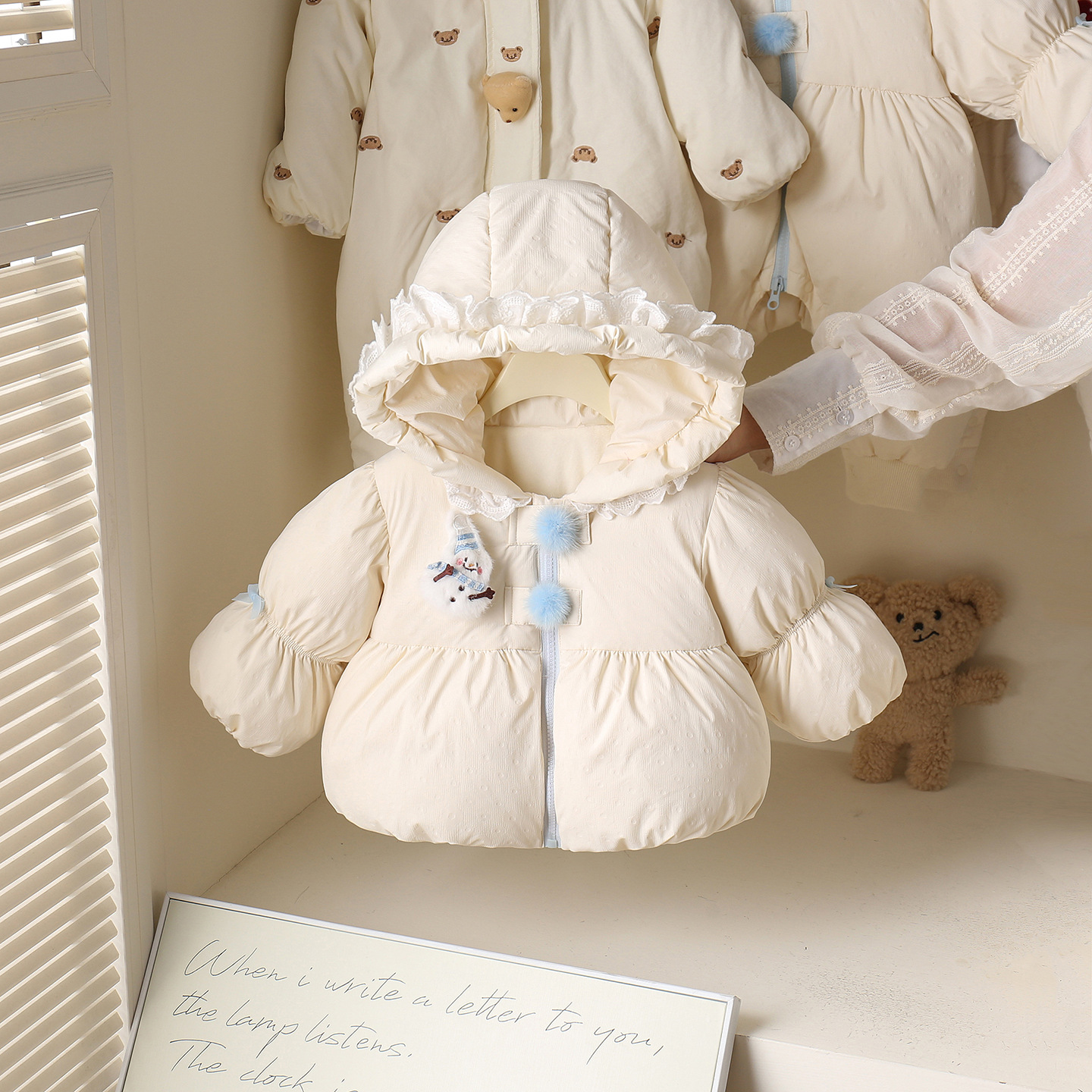 儿童羽绒服冬装2025新款冬季女童上衣宝宝白鸭绒连帽外套婴童外套