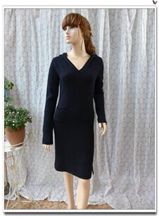 黑色套头v领修身长袖中长款软糯针织长裙通勤连帽开叉2021年秋季