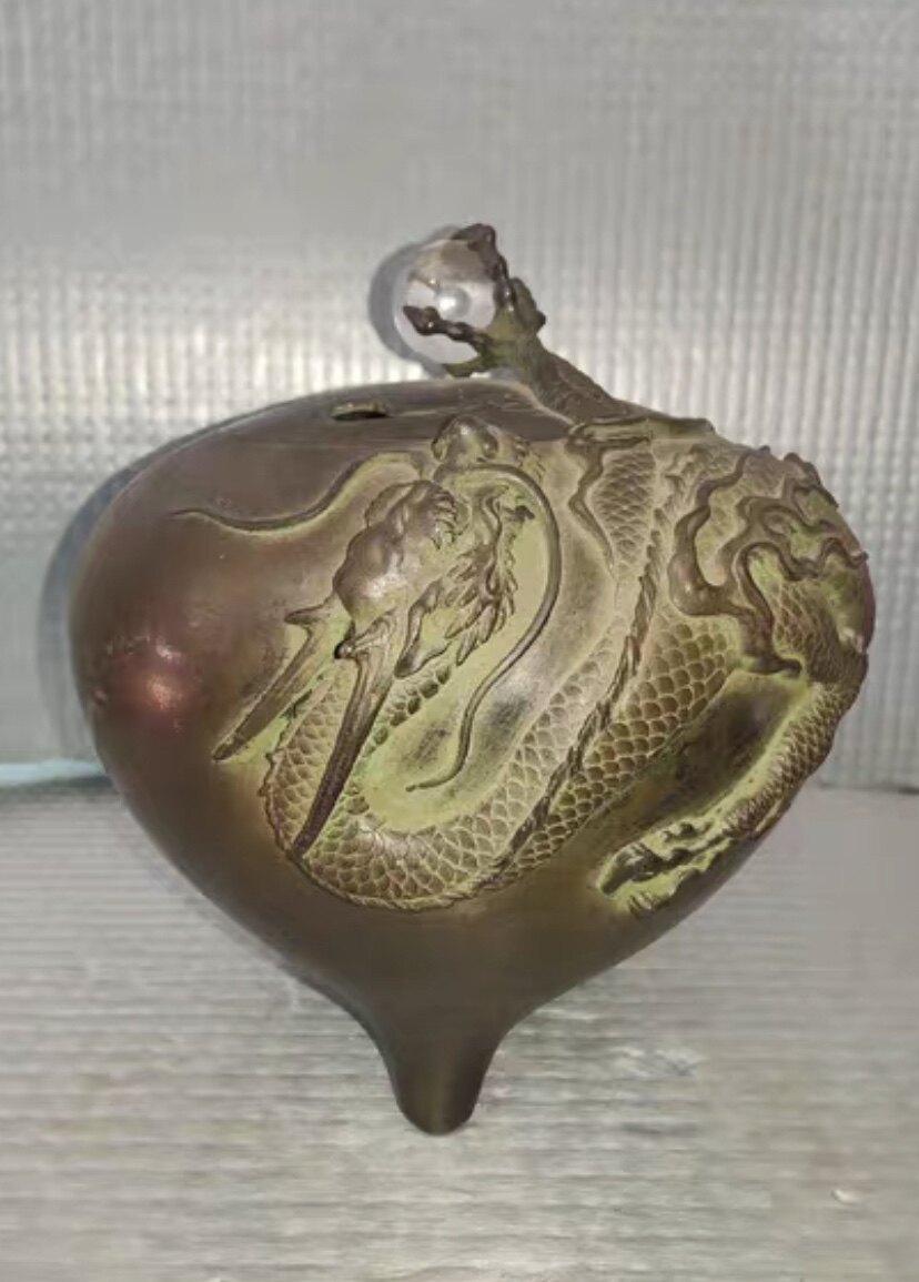 米田秀保作水晶摘细工浮雕云龙铜香炉,重2.56千克,高14.5cm