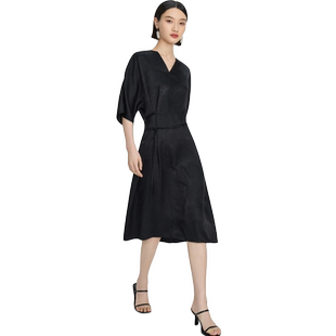 naivee纳薇新中式女装V领宽松真丝连衣裙桑蚕丝提花赴宴轻礼服女