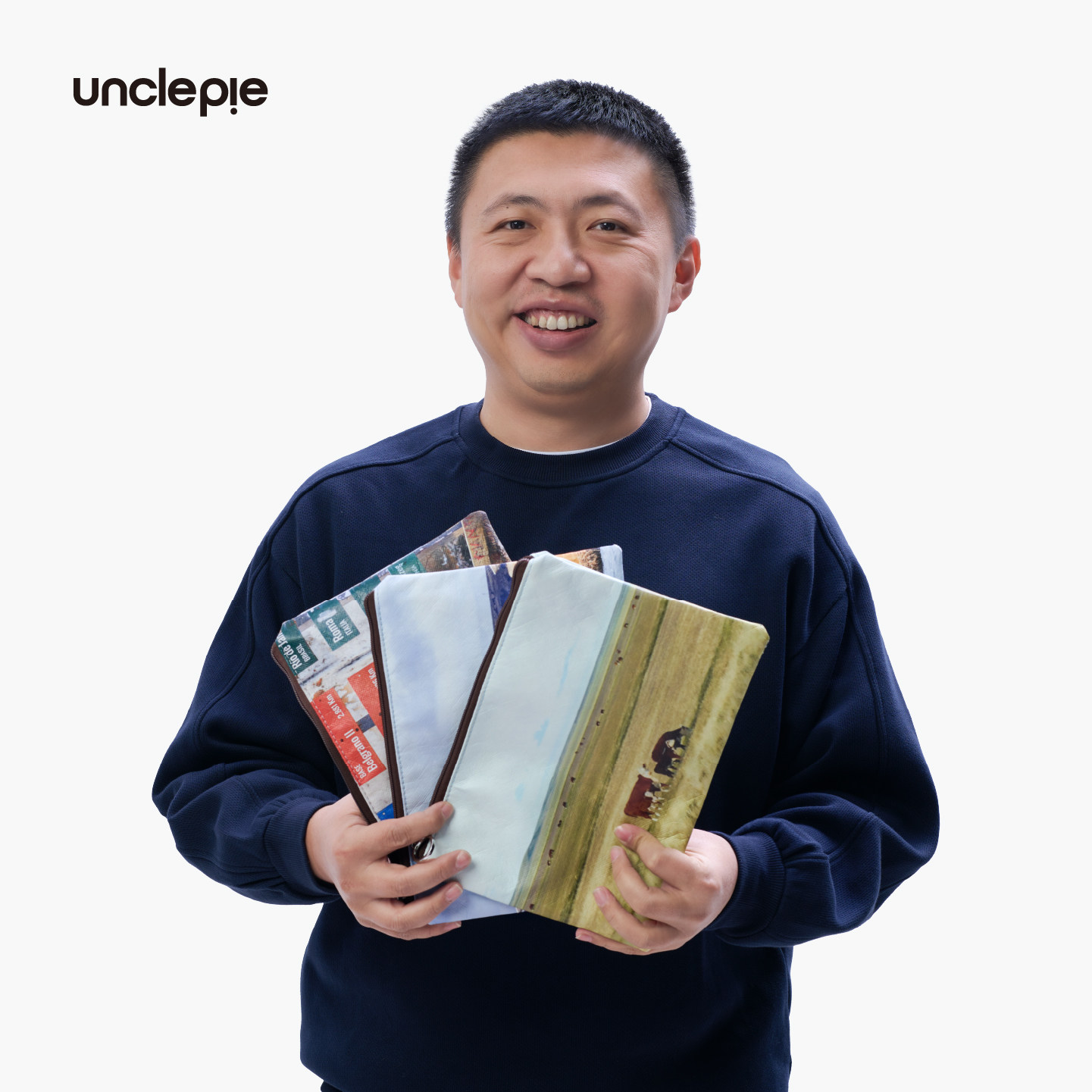 食贫道unclepie原创手拿包信封包旅行收纳随身便携双面鲲纶纸防水