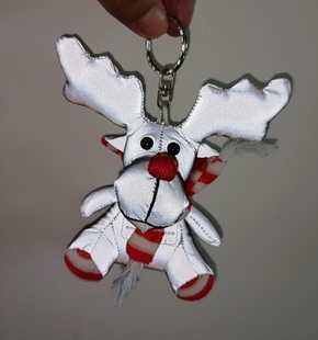 儿童书包反光麋鹿，迪卡侬同款反光公仔，包包高亮安全警示挂件