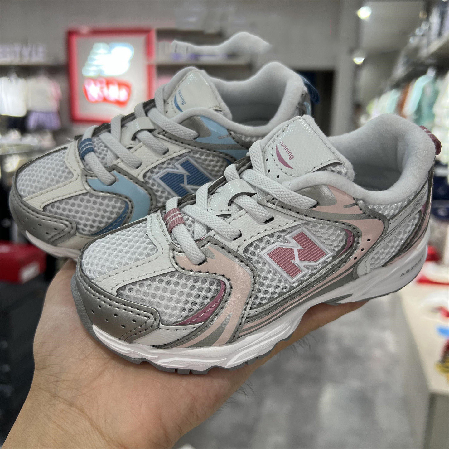 童鞋530童鞋2026春秋新款男童儿童宝宝一脚蹬女童跑步透气运动鞋