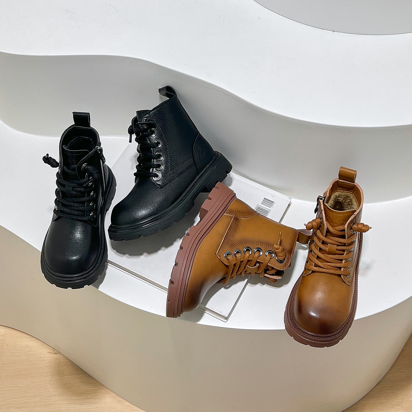 儿童靴子2025秋冬季新款男童真皮马丁靴中大童皮靴女童加绒马丁靴