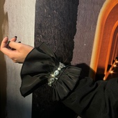 含苞待放水钻荷叶袖 AZ172