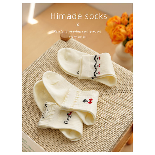 Himade小樱桃花边中筒袜子日系