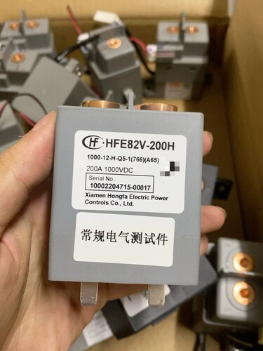 宏发高压直流继电器 HFE82V-200H