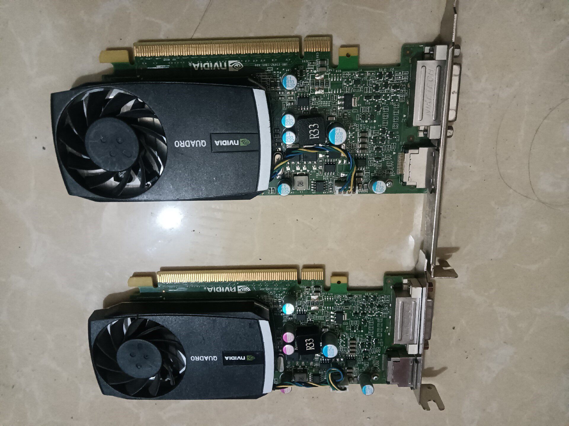 丽台quadro 400/实物图/惠普原装机拆出2张/挡片1