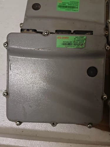 比亚迪秦E5 E6电池管理器bms，纯拆，成色如图