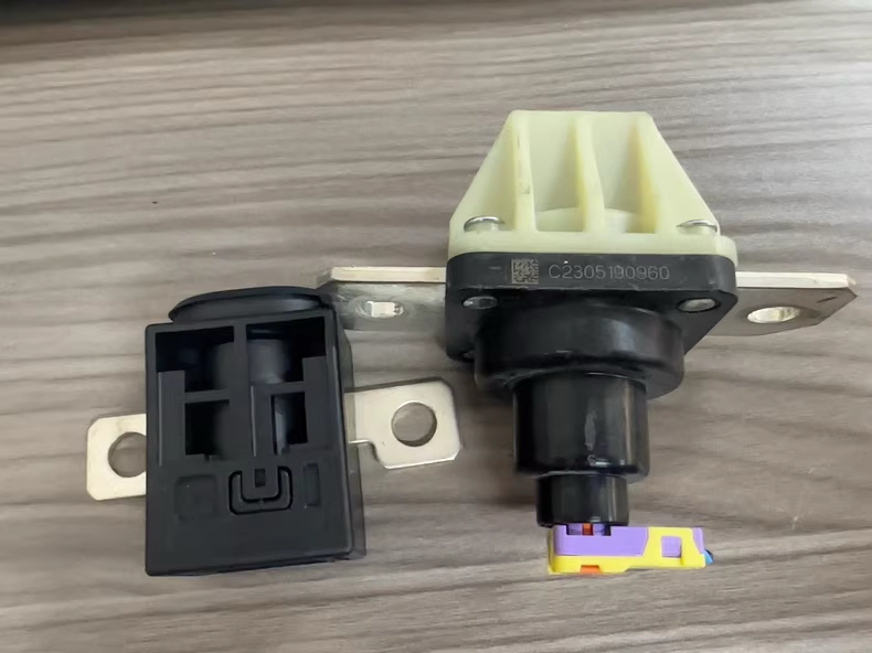 IX3断电保护器，奥托立夫原厂拆机件 型号：PSS-1 C2305190960