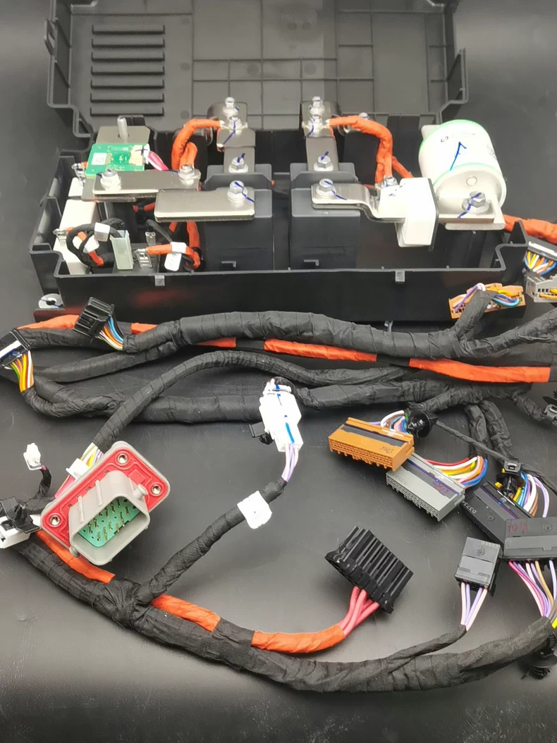 岚图混动 宁德时代电池管理系统BMS，CSU，采集板CSC，高压总成BD