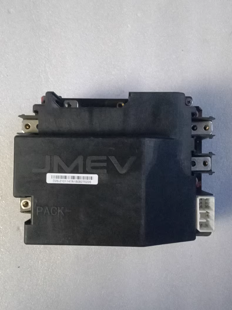 JMEV电池包控制盒，拆车件，外观成色如图，功能正常。实物拍摄，