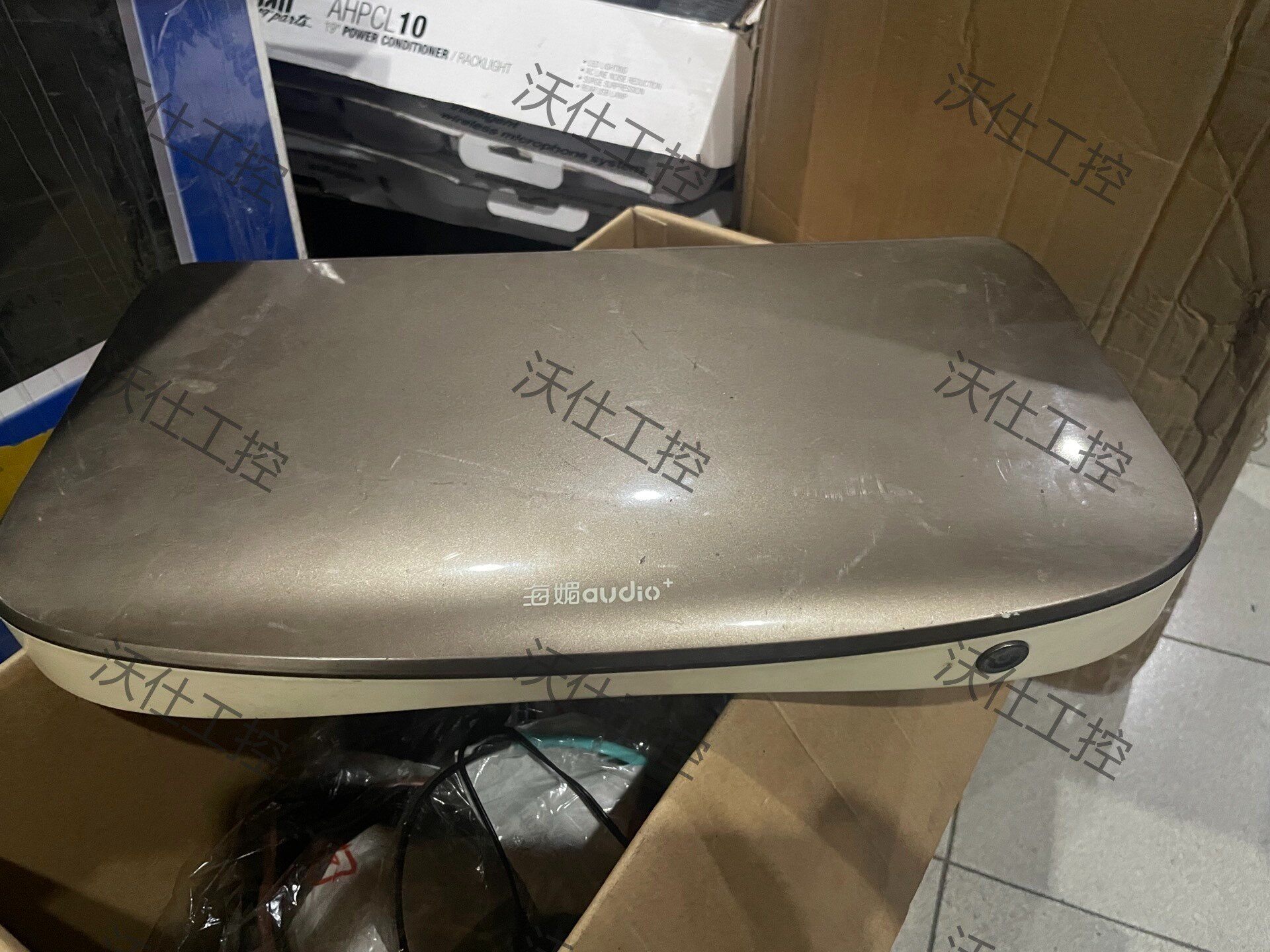 海媚j10点歌机多媒体点歌机,图片实在图 成色可以,开机 喜