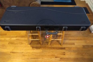 X标价9折Fender芬达 DELUXE MOLDED CASE–琴盒 贝斯专用099-6162