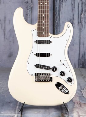 Fender芬达RITCHIE BLACKMORE STRAT墨产艺术家电吉它他013 9010